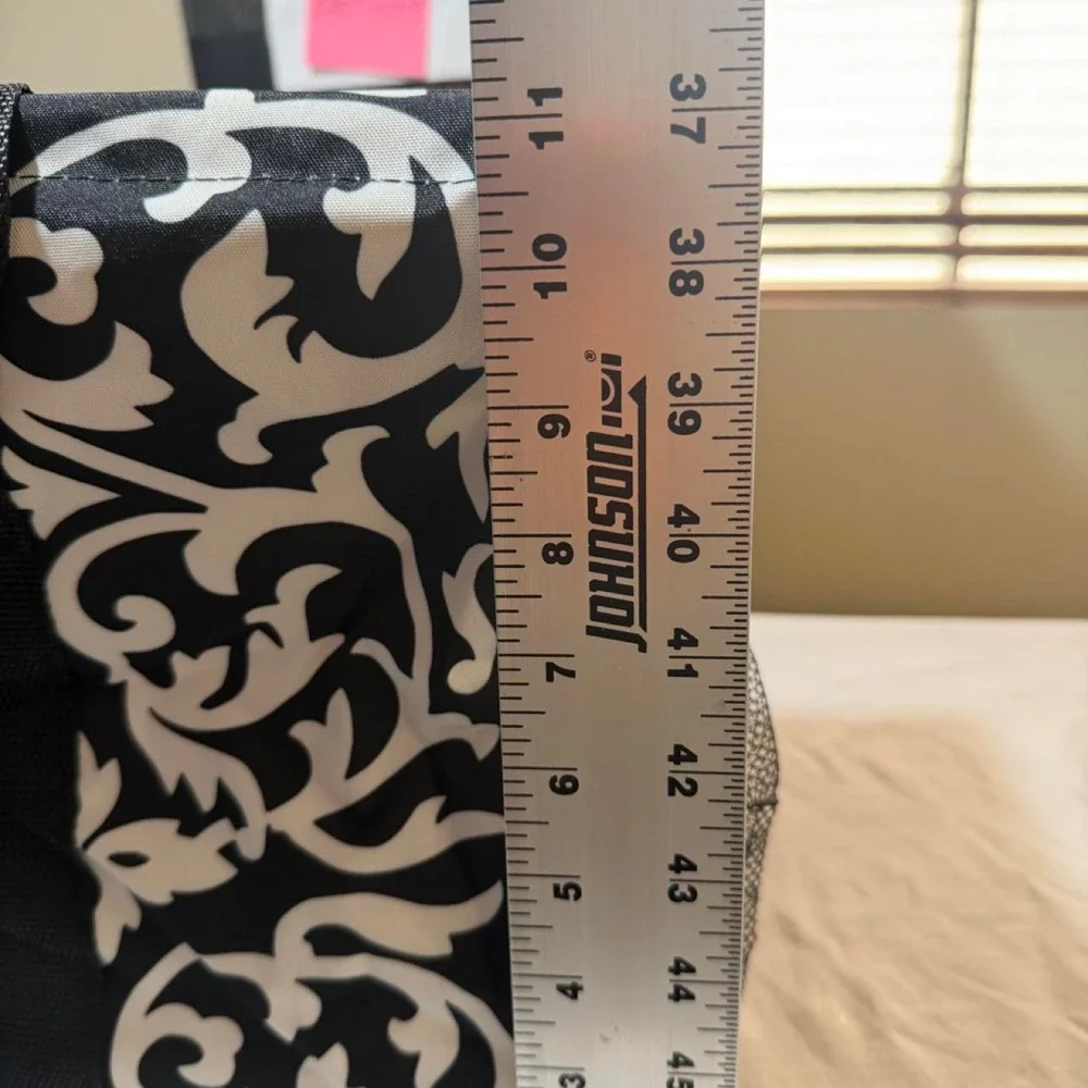 Black White Damask Cooler Bag Insulated XL Utility Tote Collapsible Picnic Bag